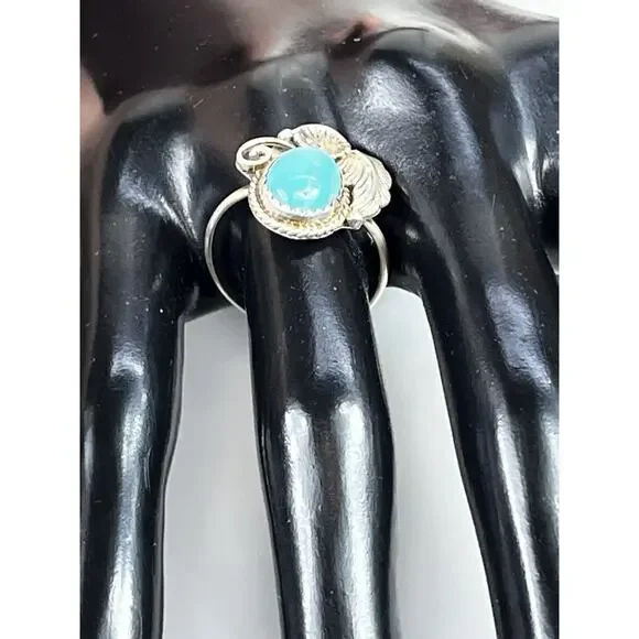 Vintage Navajo Sterling Silver Turquoise Ring Size 8 Native American- Signed - Picture 8 of 12